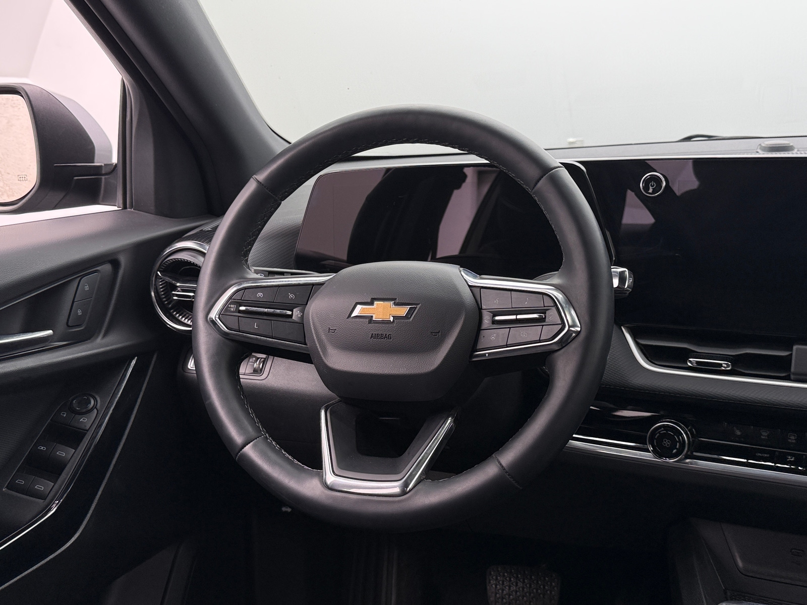 Thumbnail: 2025 Chevrolet Equinox - 5