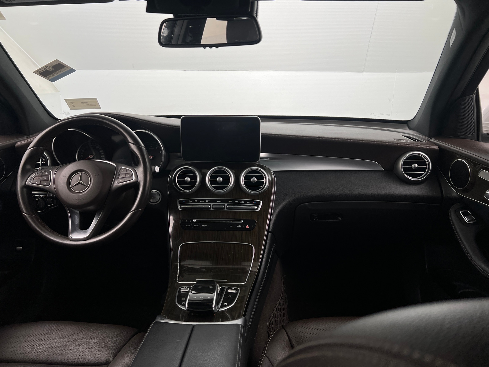 Thumbnail: 2016 Mercedes-Benz GLC - 2