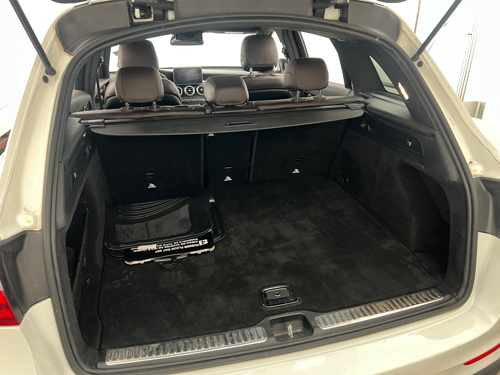 Thumbnail: 2016 Mercedes-Benz GLC - 6