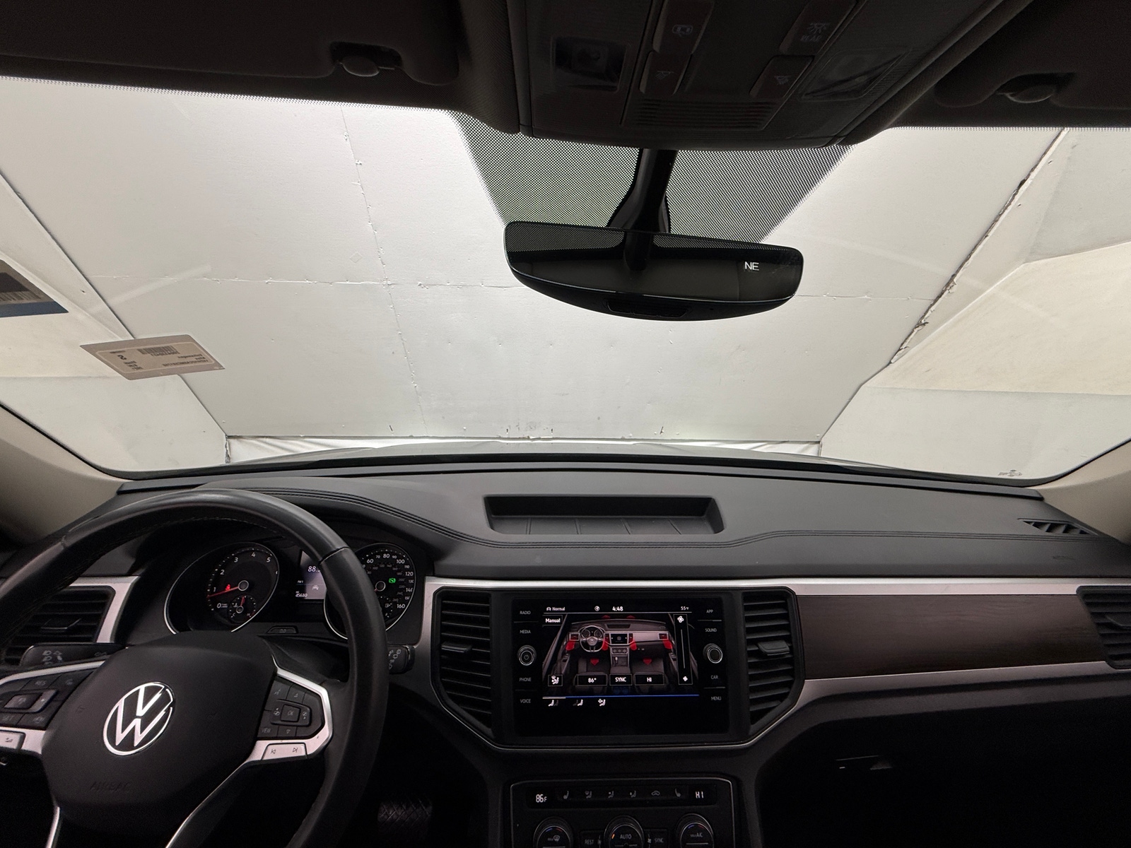 Thumbnail: 2021 Volkswagen Atlas - 2