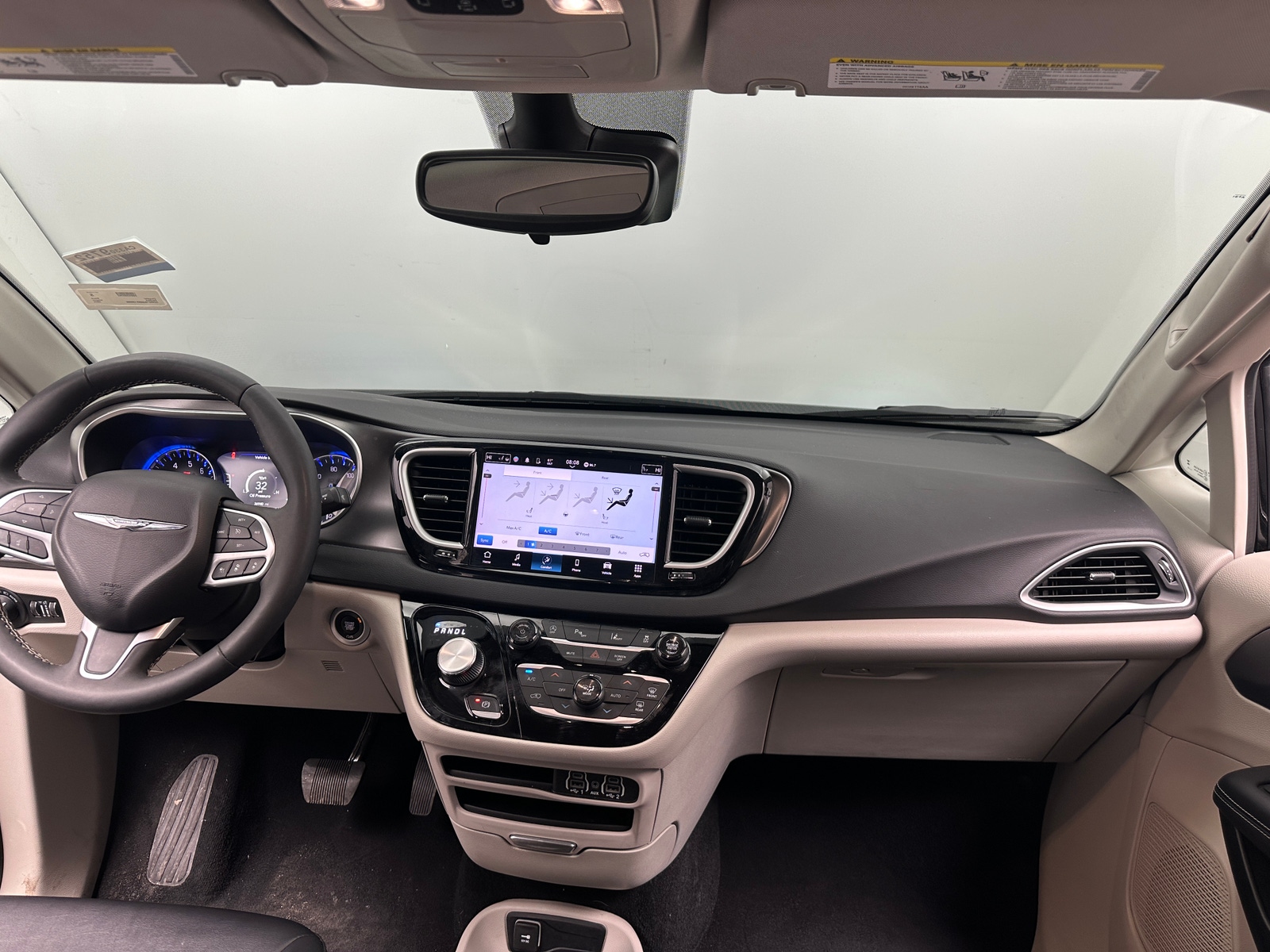 Thumbnail: 2024 Chrysler Pacifica - 2