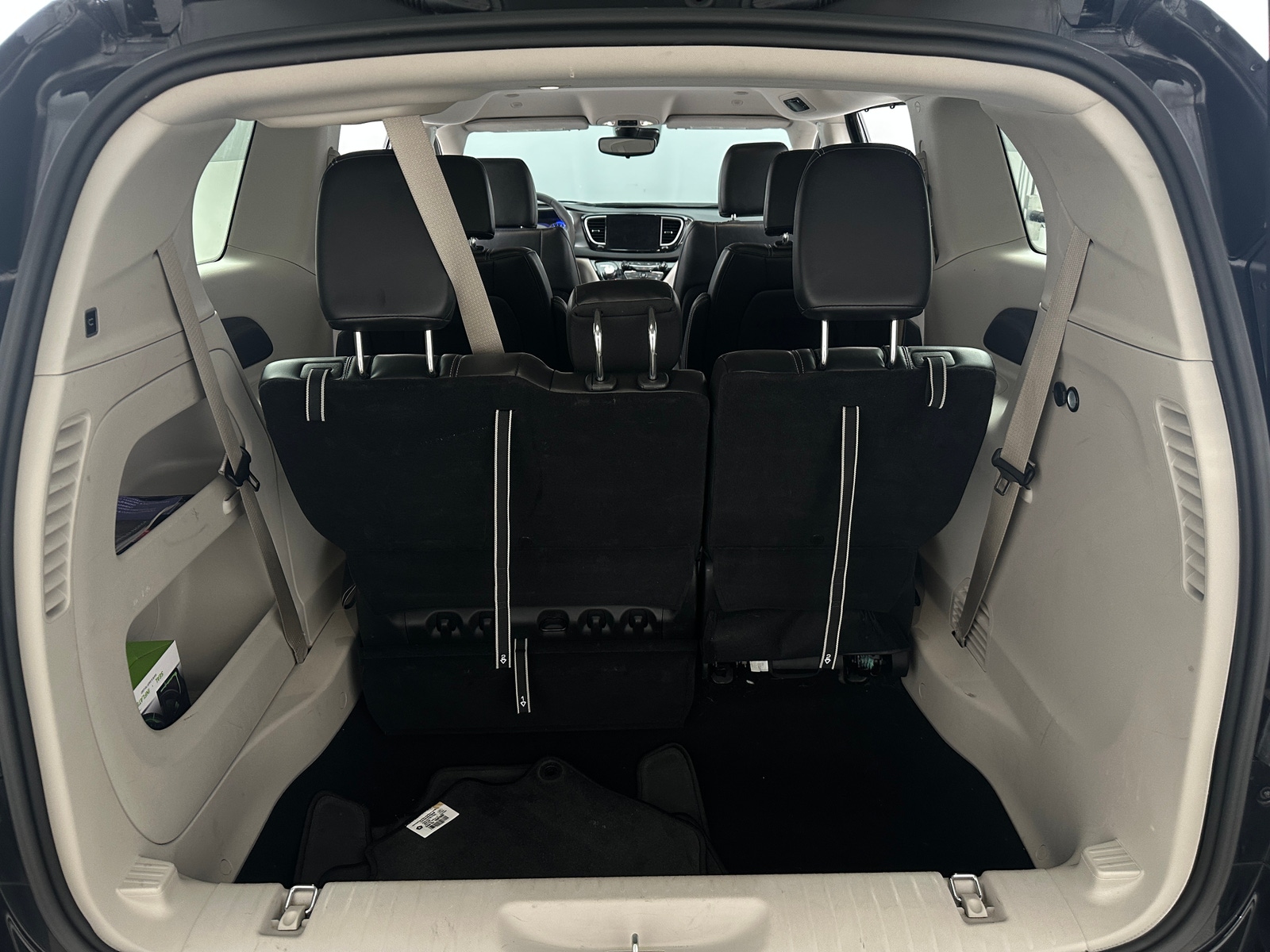 Thumbnail: 2024 Chrysler Pacifica - 6