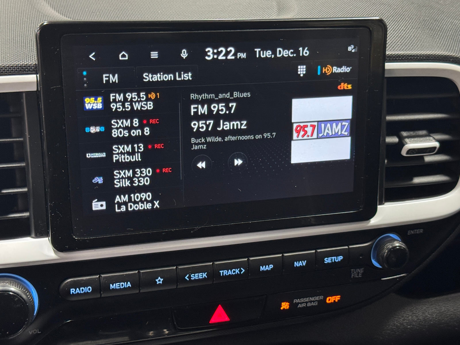 Thumbnail: 2024 Hyundai Venue - 4