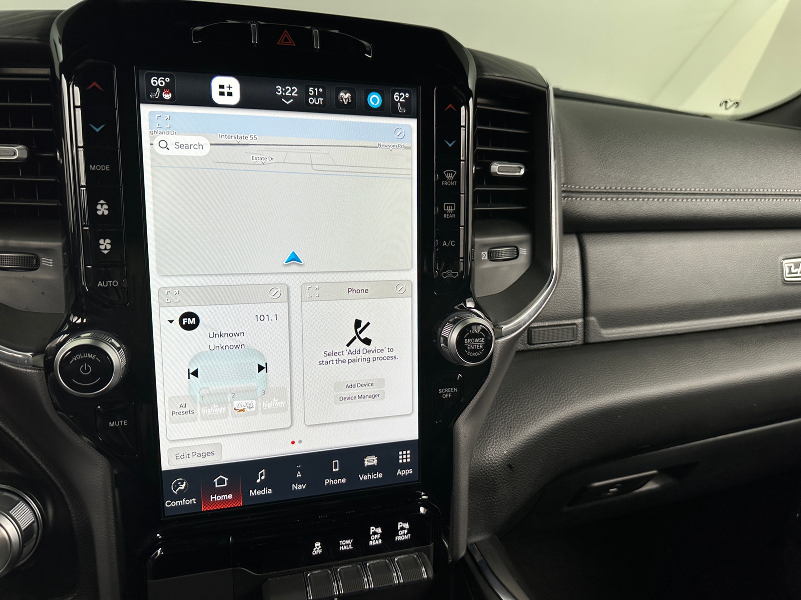 Thumbnail: 2024 RAM 1500 - 3