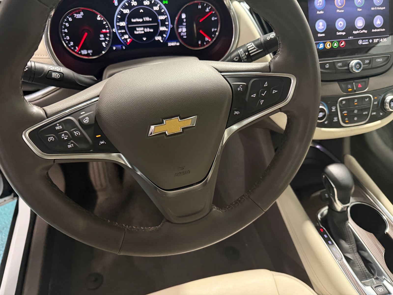 Thumbnail: 2024 Chevrolet Malibu - 4