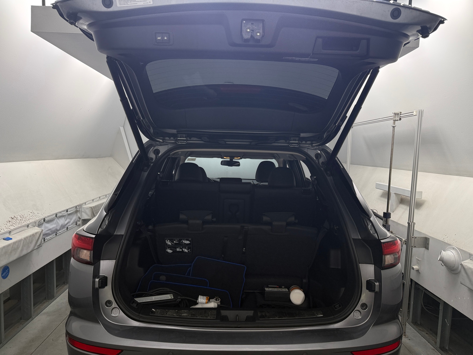 Thumbnail: 2024 Mitsubishi Outlander - 6