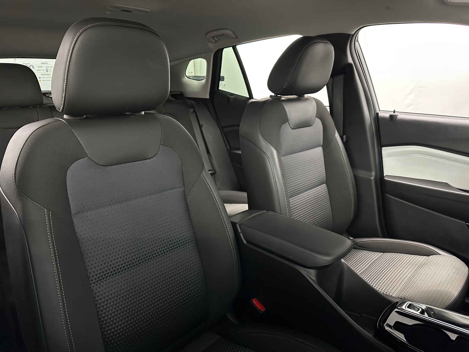 Thumbnail: 2024 Chevrolet Trax - 2