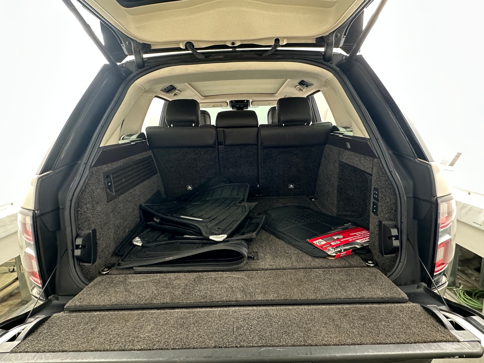 Thumbnail: 2018 Land Rover Range Rover - 6