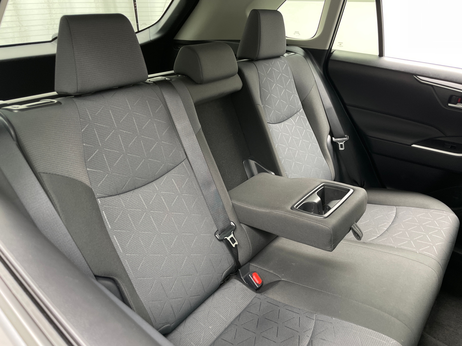 Thumbnail: 2025 Toyota RAV4 - 6