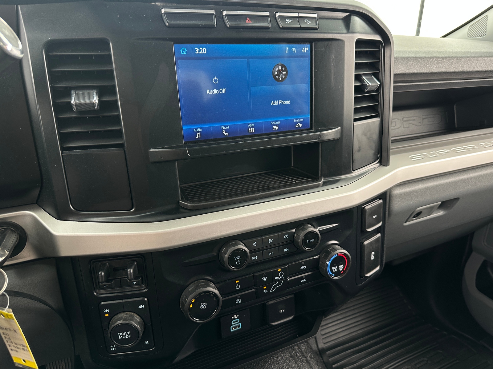 Thumbnail: 2023 Ford Econoline - 4