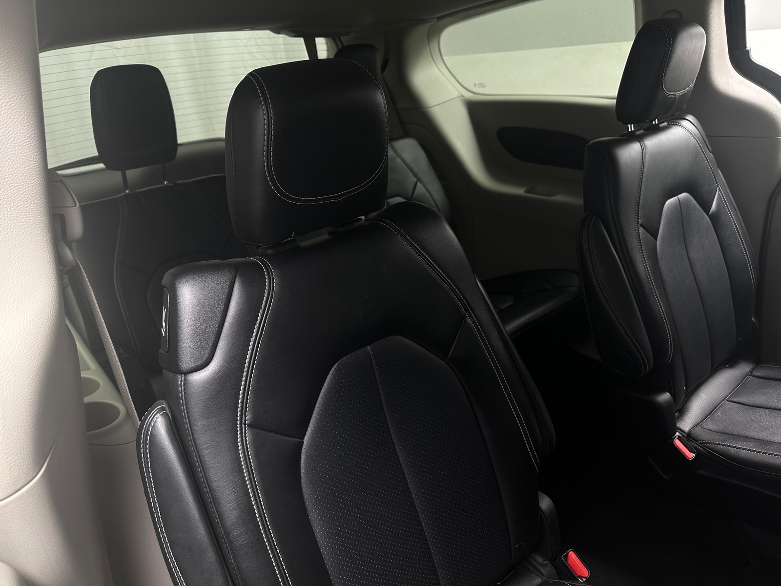 Thumbnail: 2024 Chrysler Pacifica - 5