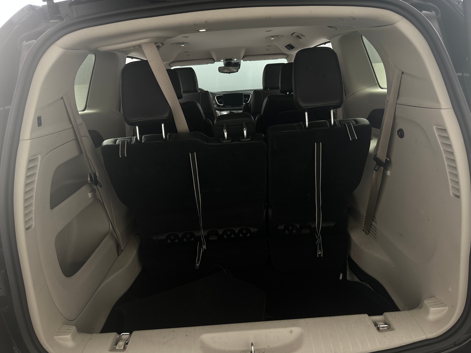 Thumbnail: 2024 Chrysler Pacifica - 6