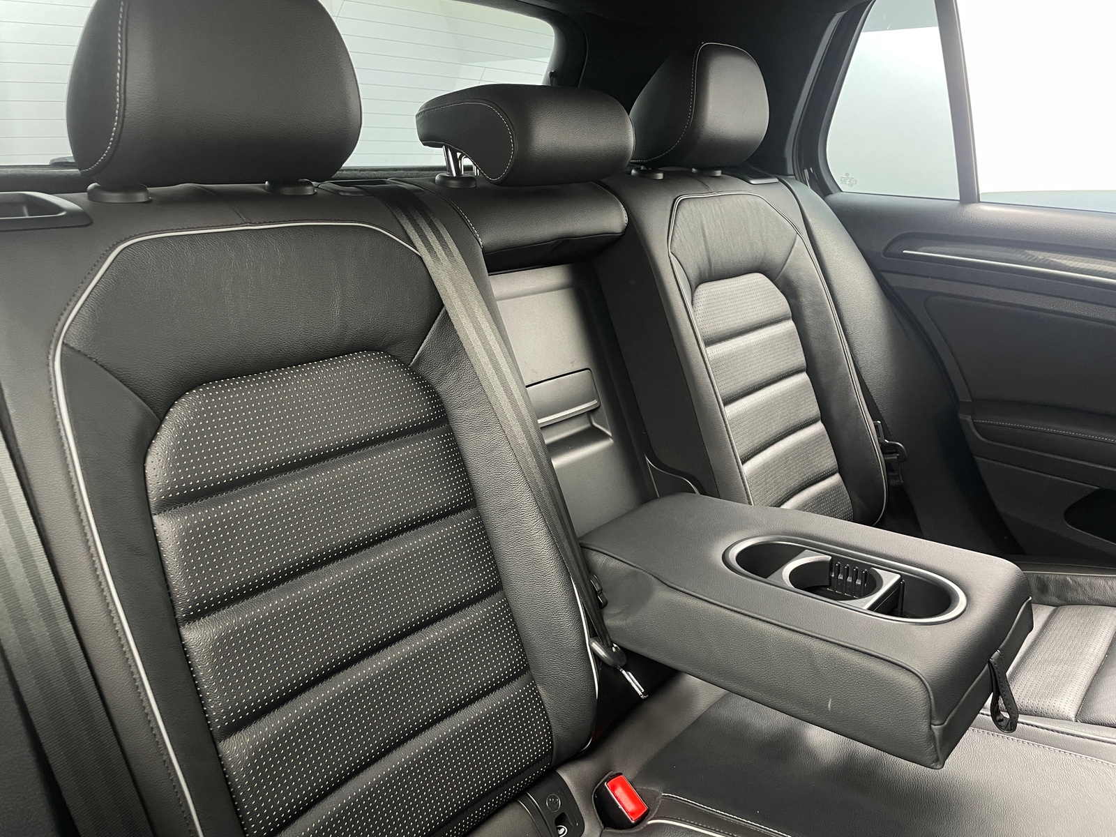 Thumbnail: 2018 Volkswagen Golf - 5