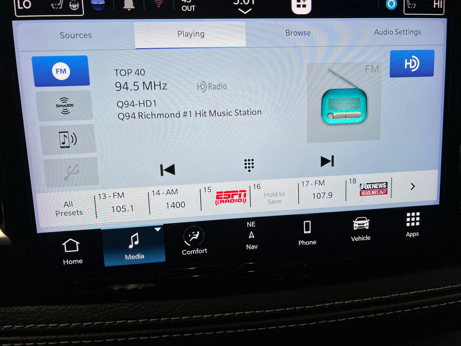 Thumbnail: 2023 Chrysler Pacifica - 3