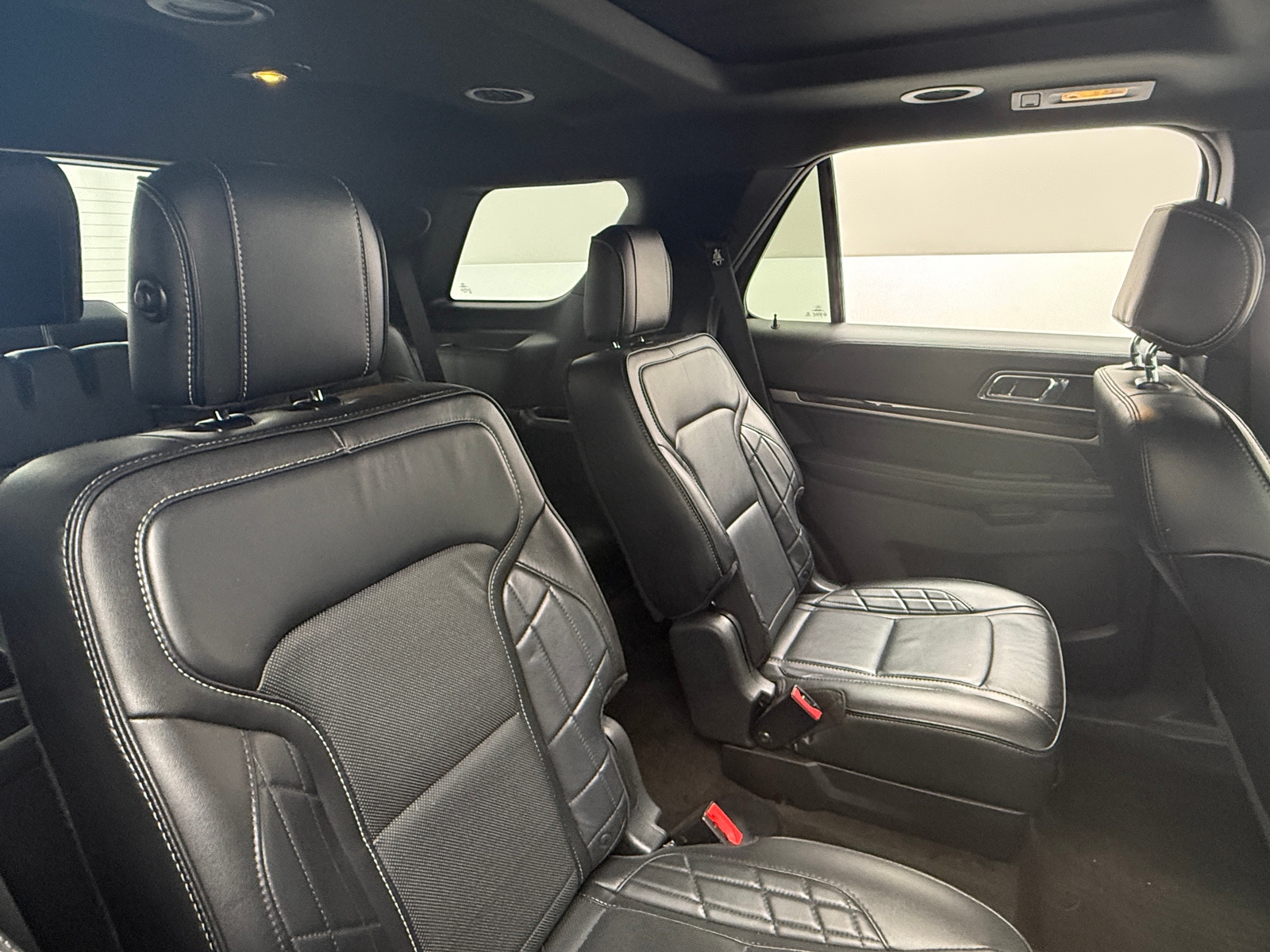 Thumbnail: 2017 Ford Explorer - 5