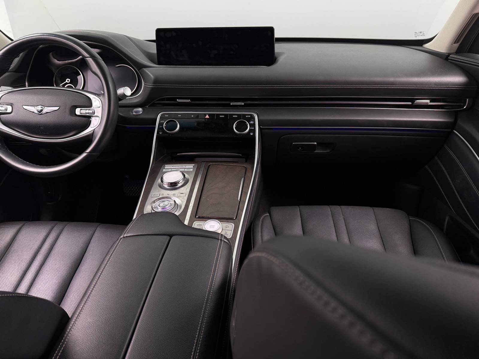 Thumbnail: 2024 Genesis GV80 - 2