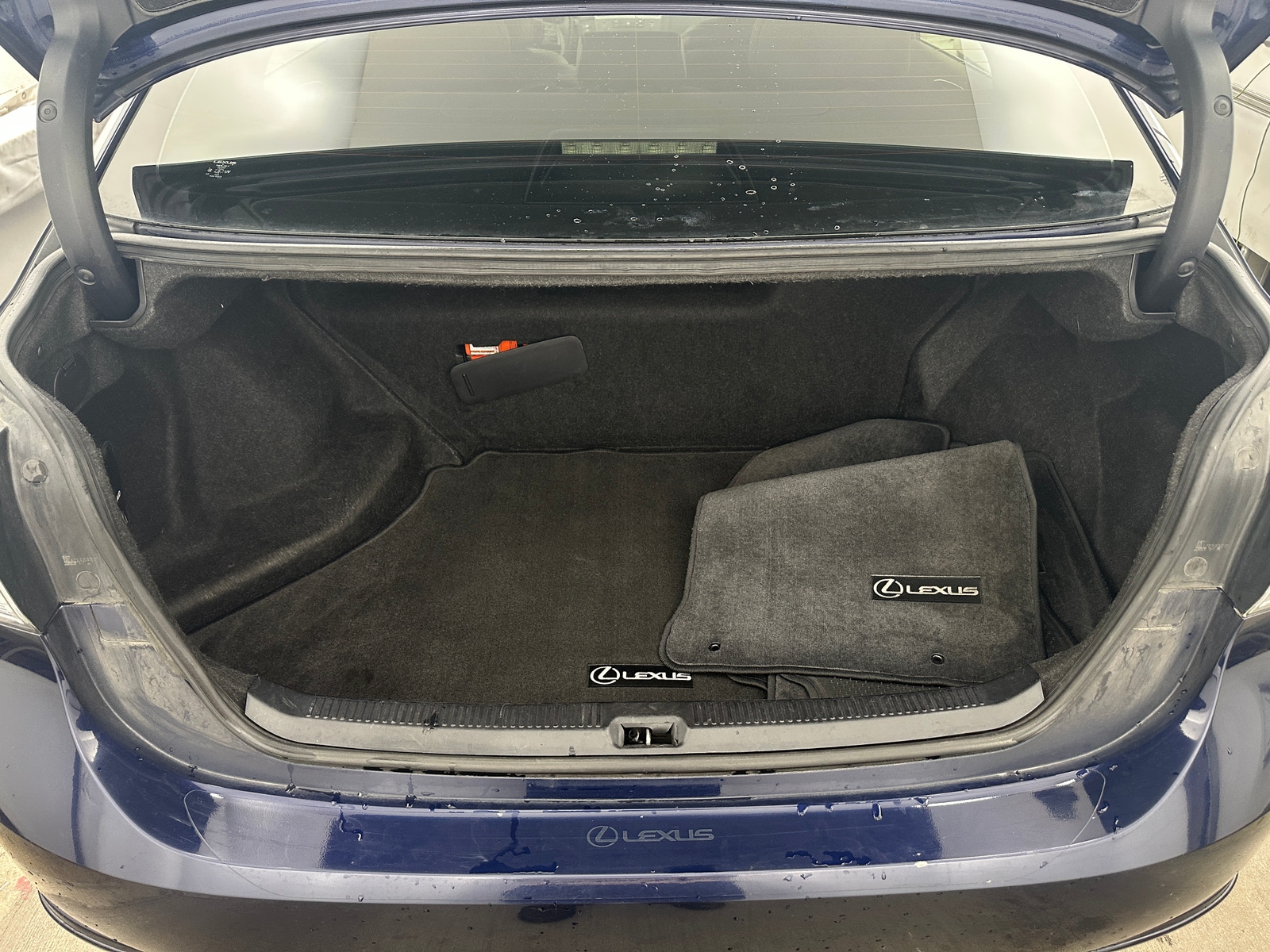 Thumbnail: 2011 Lexus HS - 7