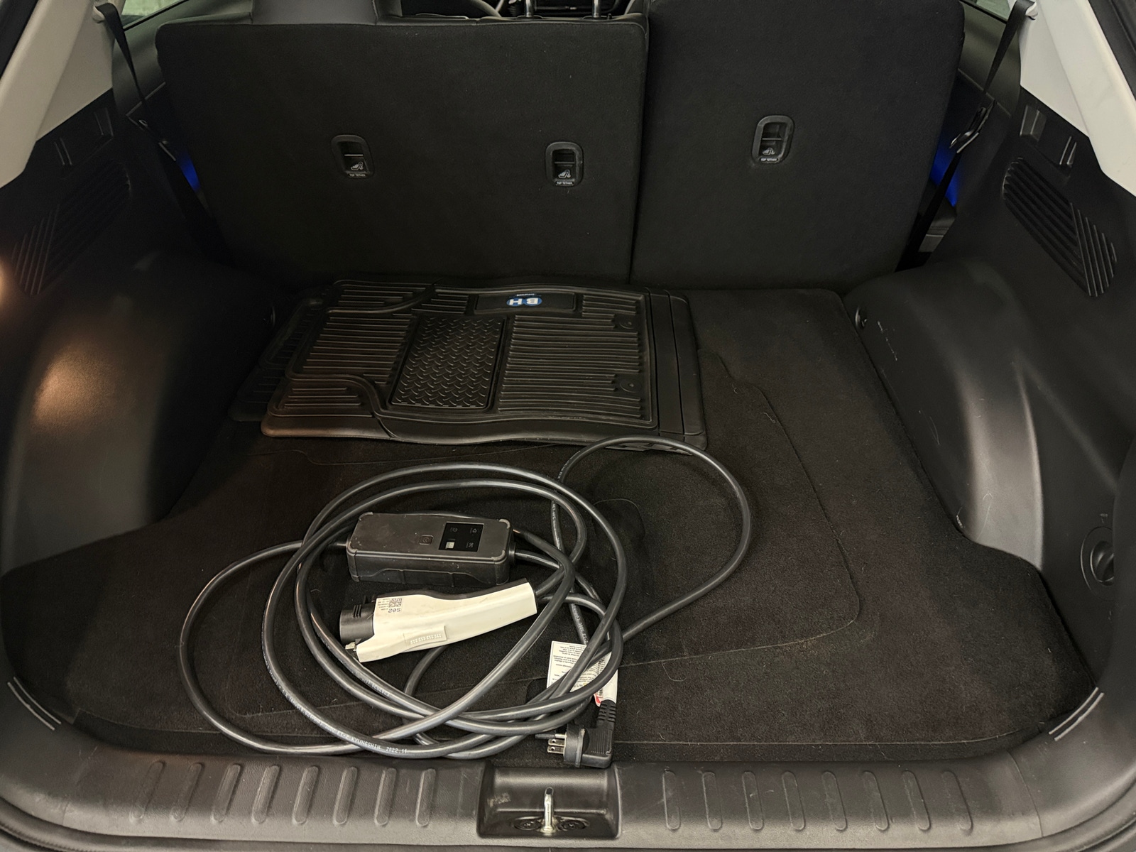 Thumbnail: 2023 Hyundai Ioniq 5 - 6