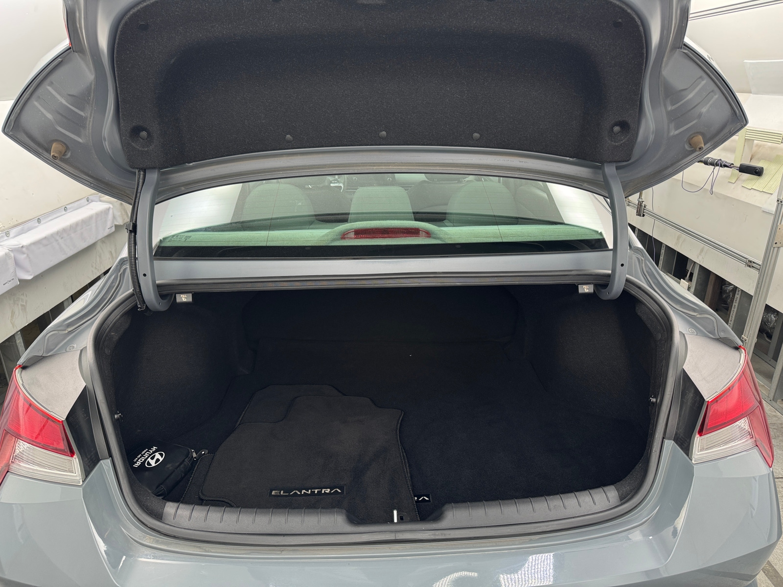 Thumbnail: 2023 Hyundai Elantra - 7