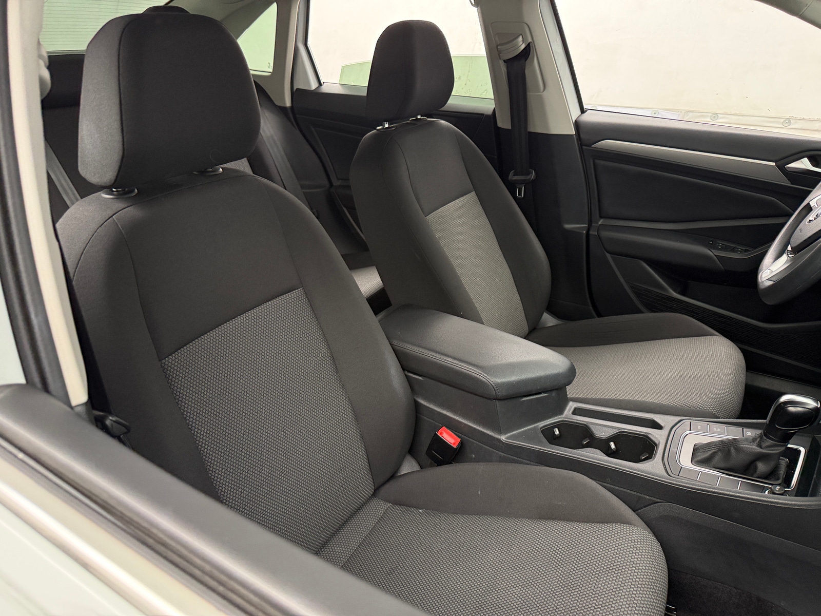 Thumbnail: 2021 Volkswagen Jetta - 2