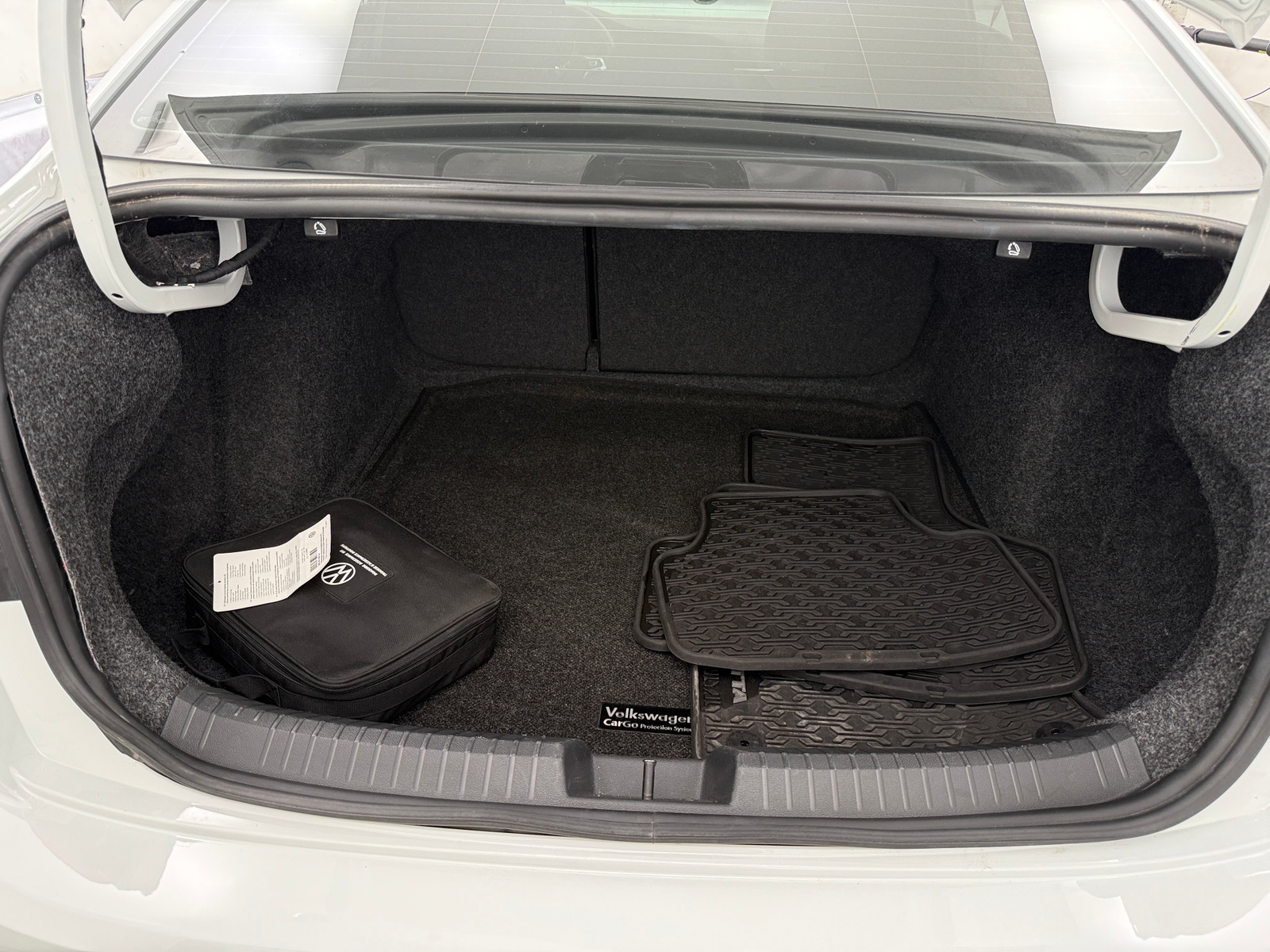 Thumbnail: 2021 Volkswagen Jetta - 7