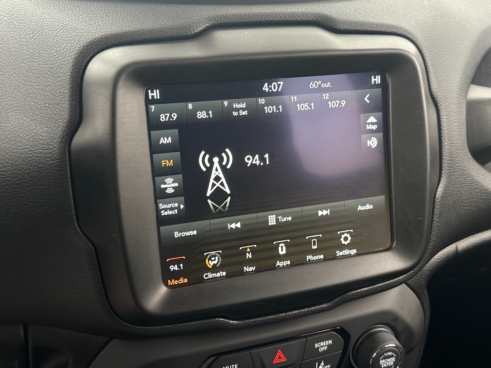 Thumbnail: 2023 Jeep Renegade - 4