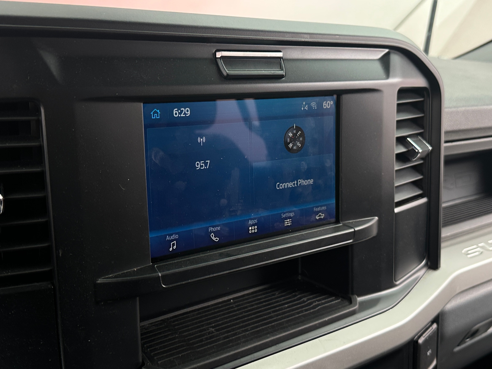 Thumbnail: 2025 Ford Econoline - 4