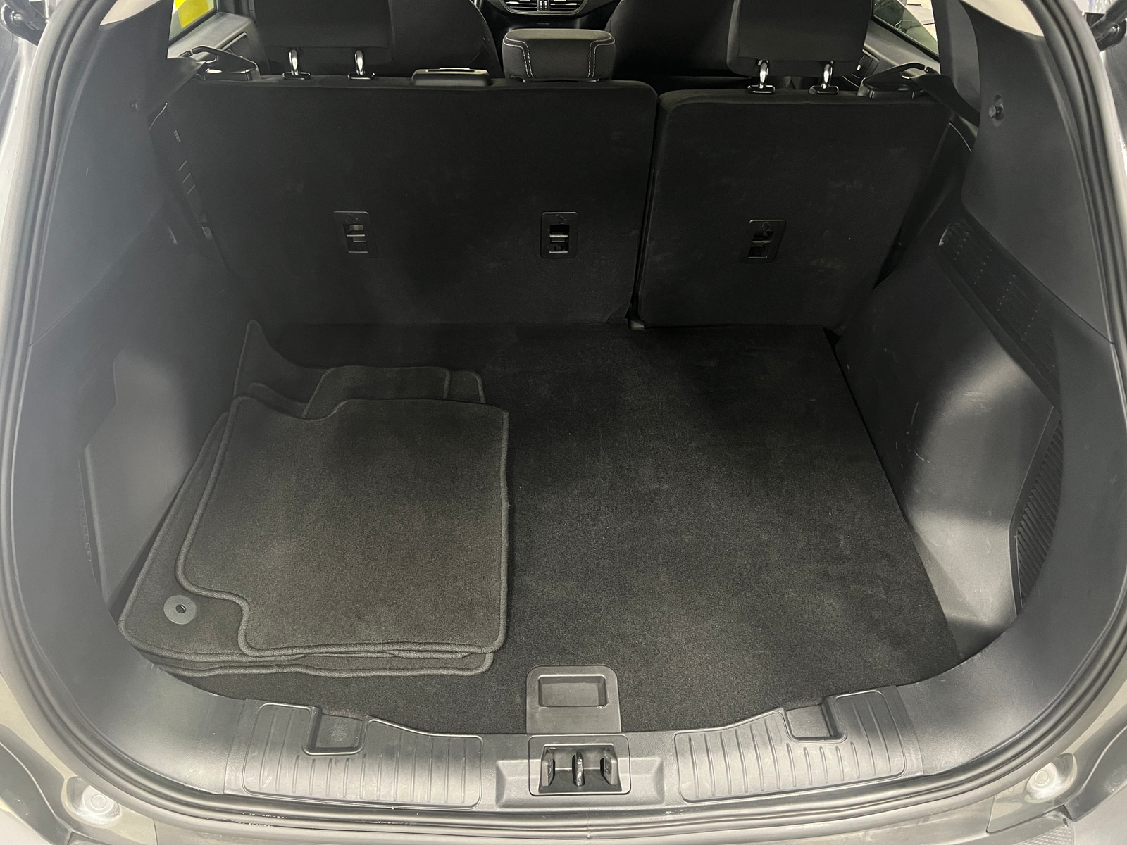 Thumbnail: 2025 Ford Escape - 7