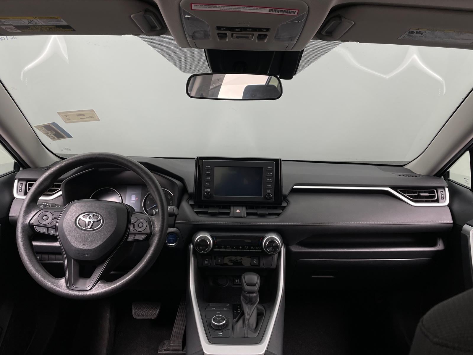 Thumbnail: 2019 Toyota RAV4 - 3