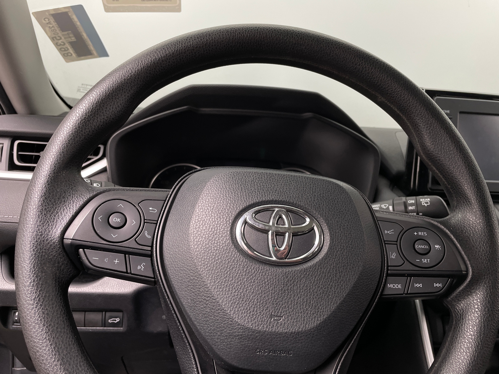 Thumbnail: 2019 Toyota RAV4 - 5
