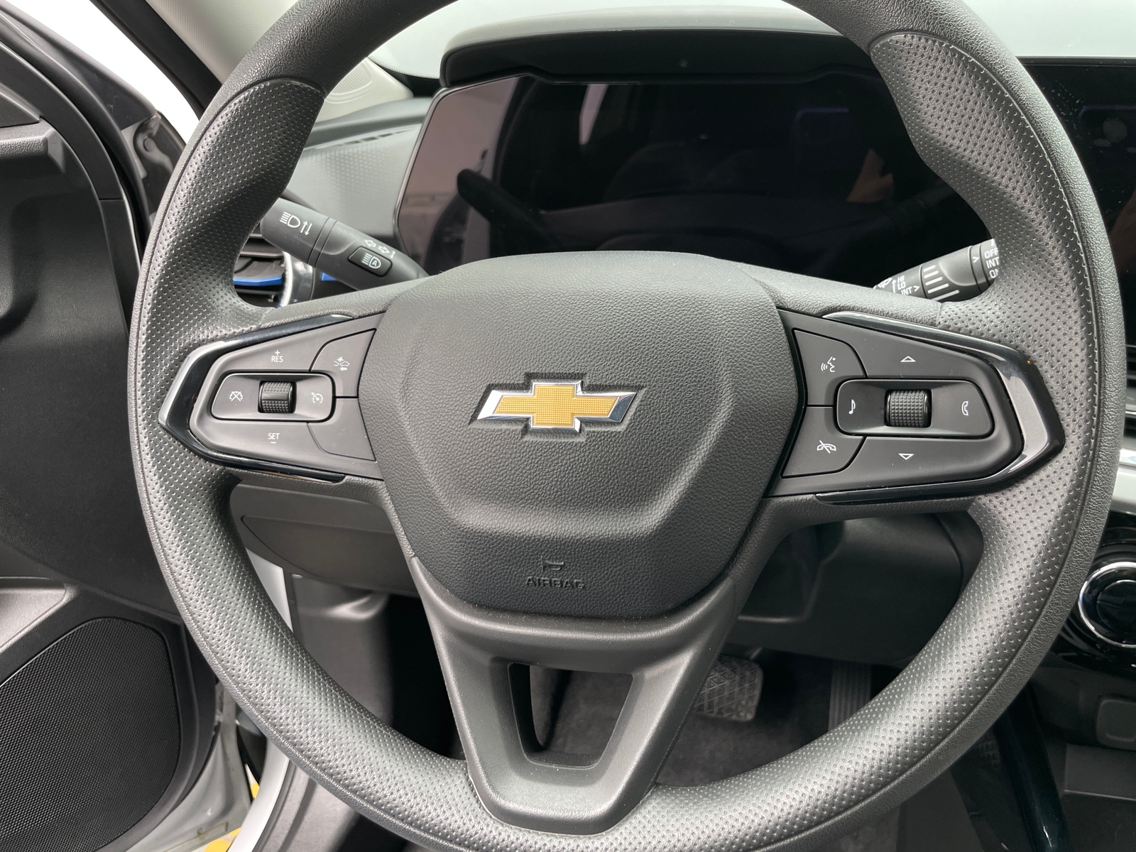 Thumbnail: 2025 Chevrolet Trax - 5