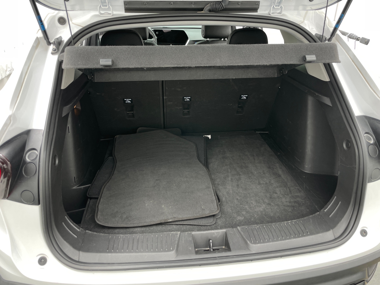 Thumbnail: 2025 Chevrolet Trax - 7