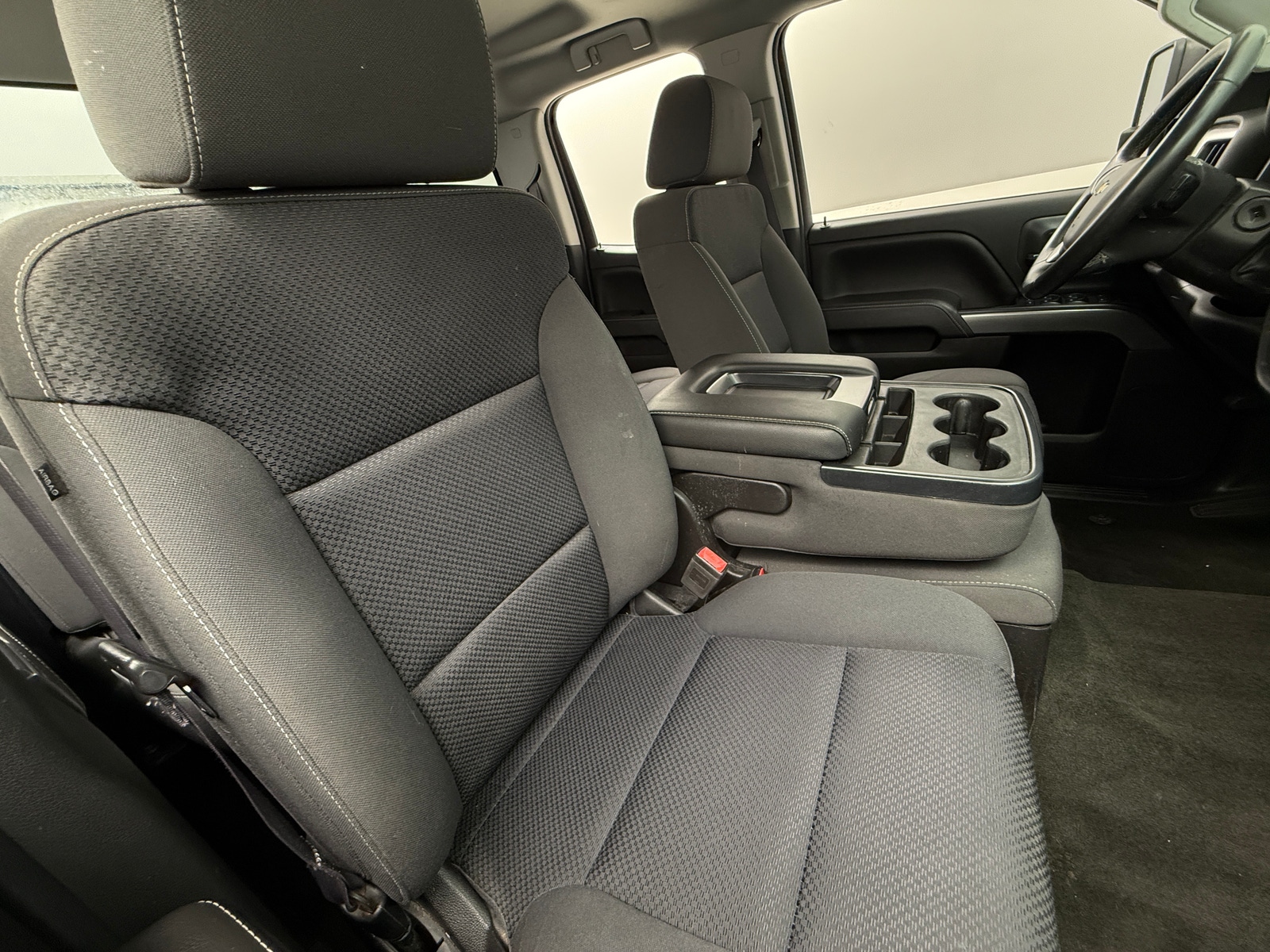 Thumbnail: 2017 Chevrolet Silverado 2500 - 2