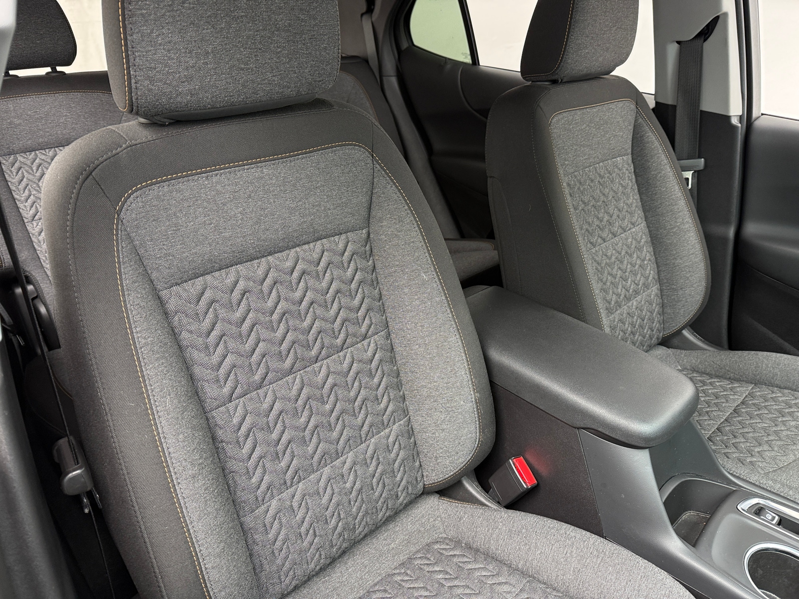 Thumbnail: 2024 Chevrolet Equinox - 2