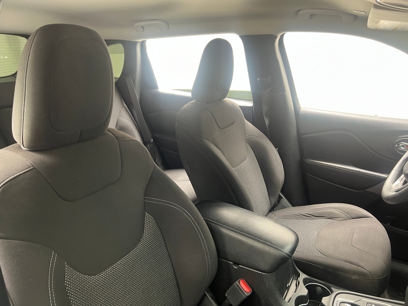 Thumbnail: 2019 Jeep Cherokee - 2