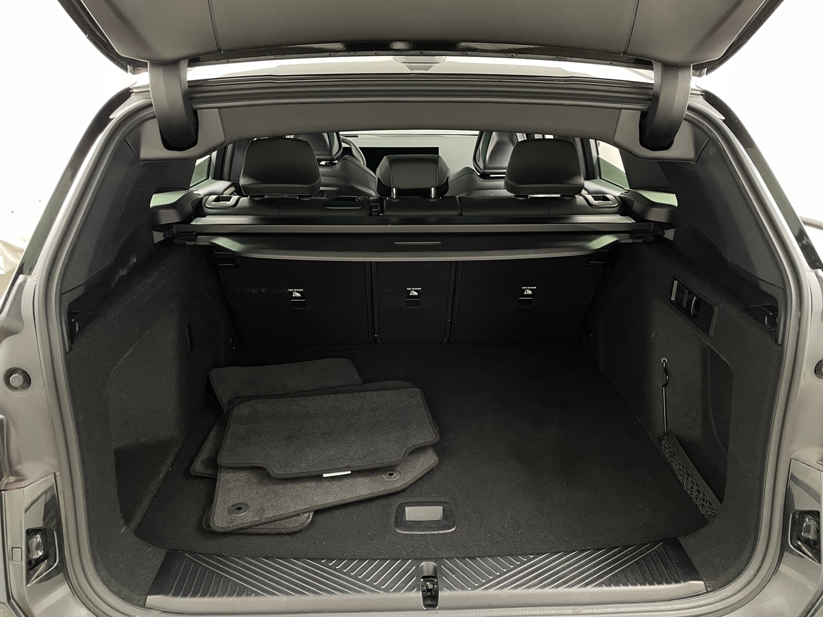 Thumbnail: 2025 BMW X3 - 6