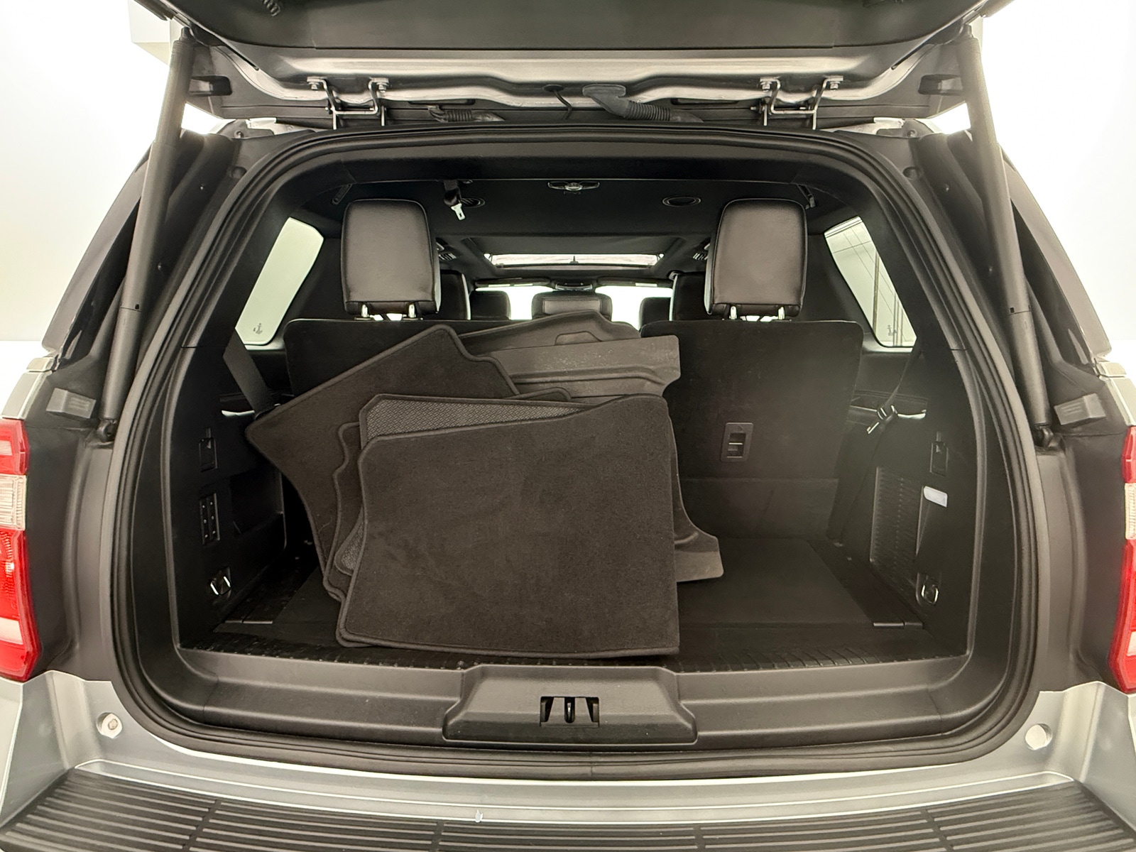 Thumbnail: 2021 Ford Expedition - 6