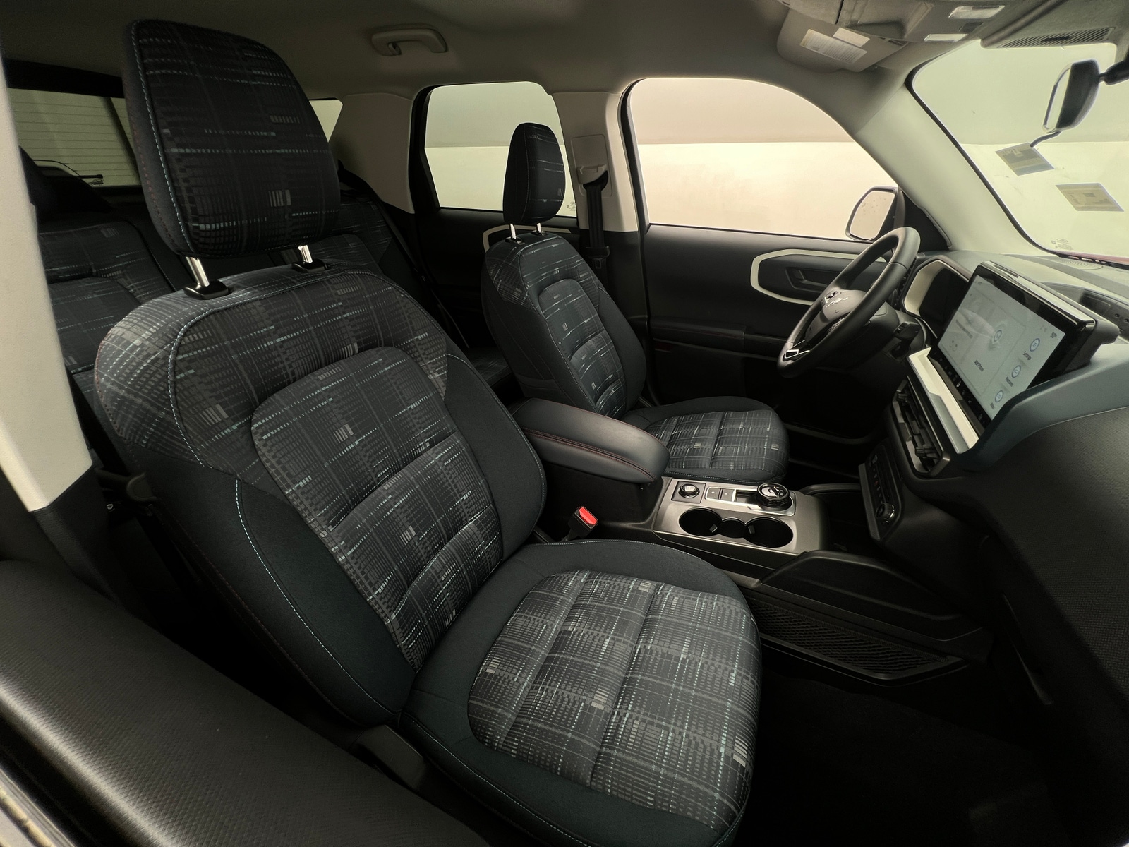 Thumbnail: 2025 Ford Bronco Sport - 2