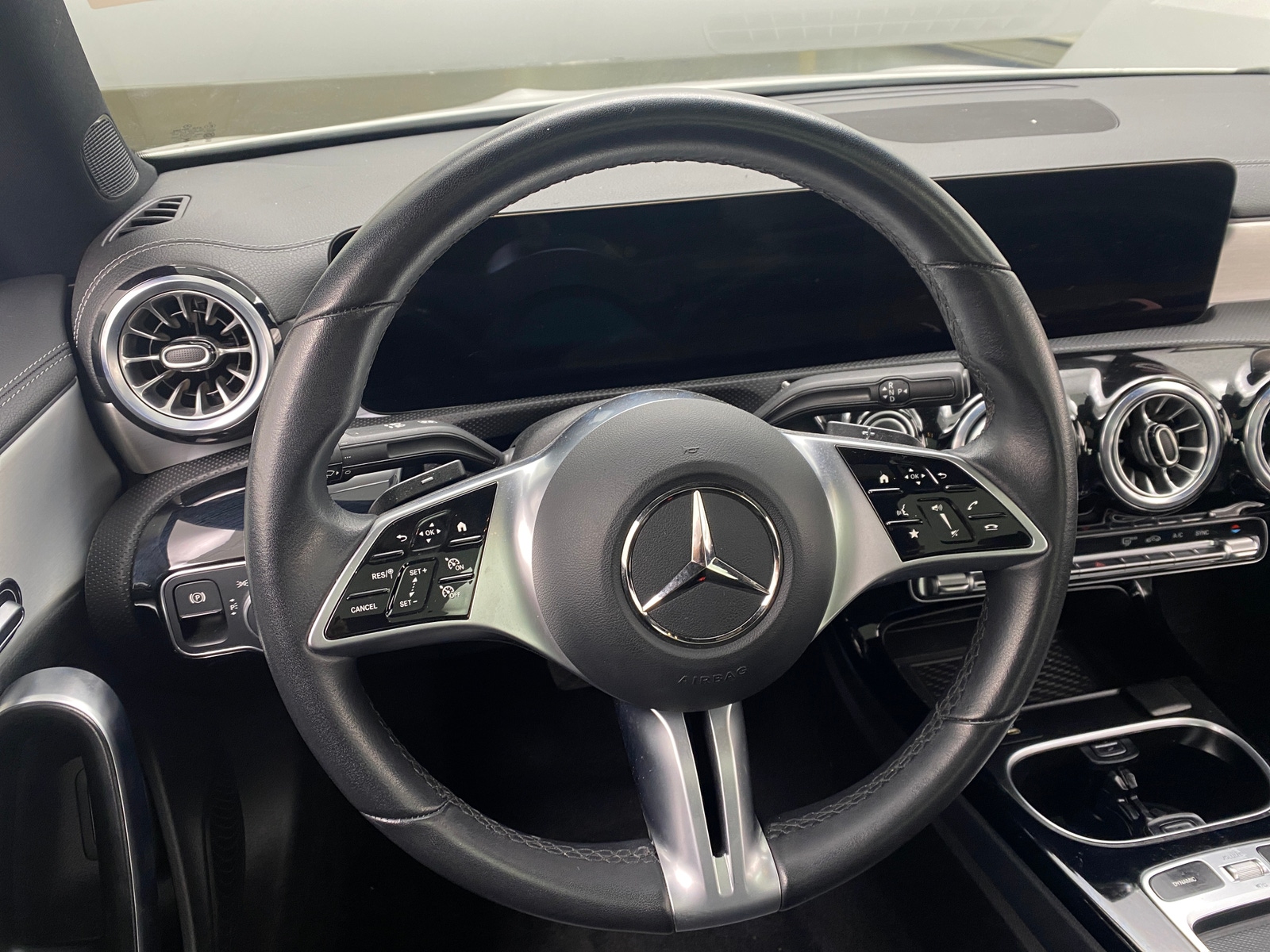 Thumbnail: 2025 Mercedes-Benz CLA - 4