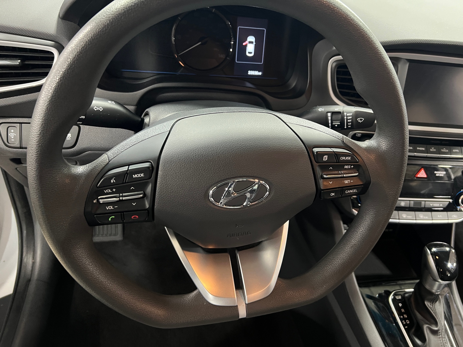 Thumbnail: 2017 Hyundai Ioniq - 5