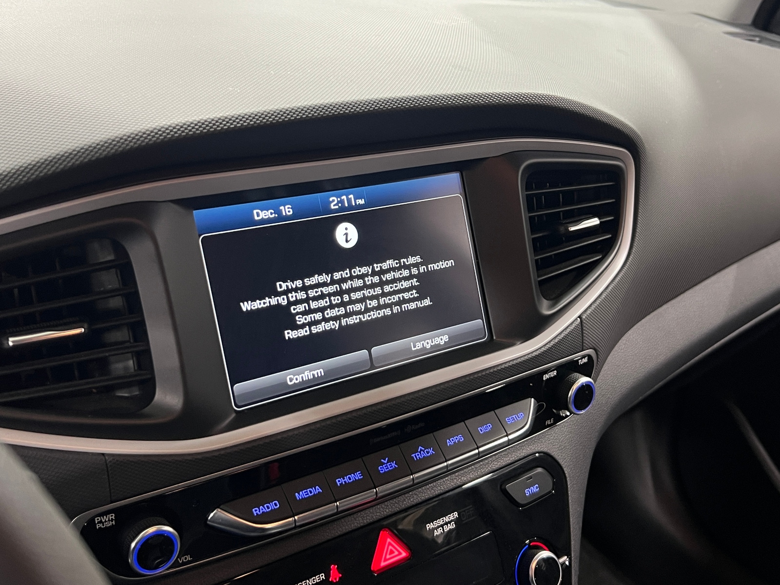 Thumbnail: 2017 Hyundai Ioniq - 4