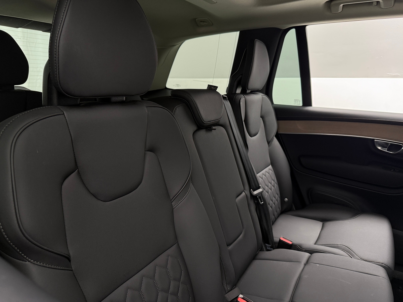 Thumbnail: 2025 Volvo XC90 - 5