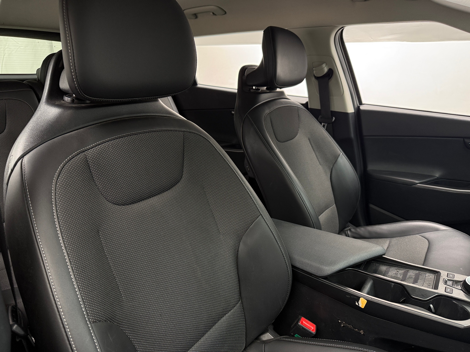 Thumbnail: 2024 Kia EV6 - 2