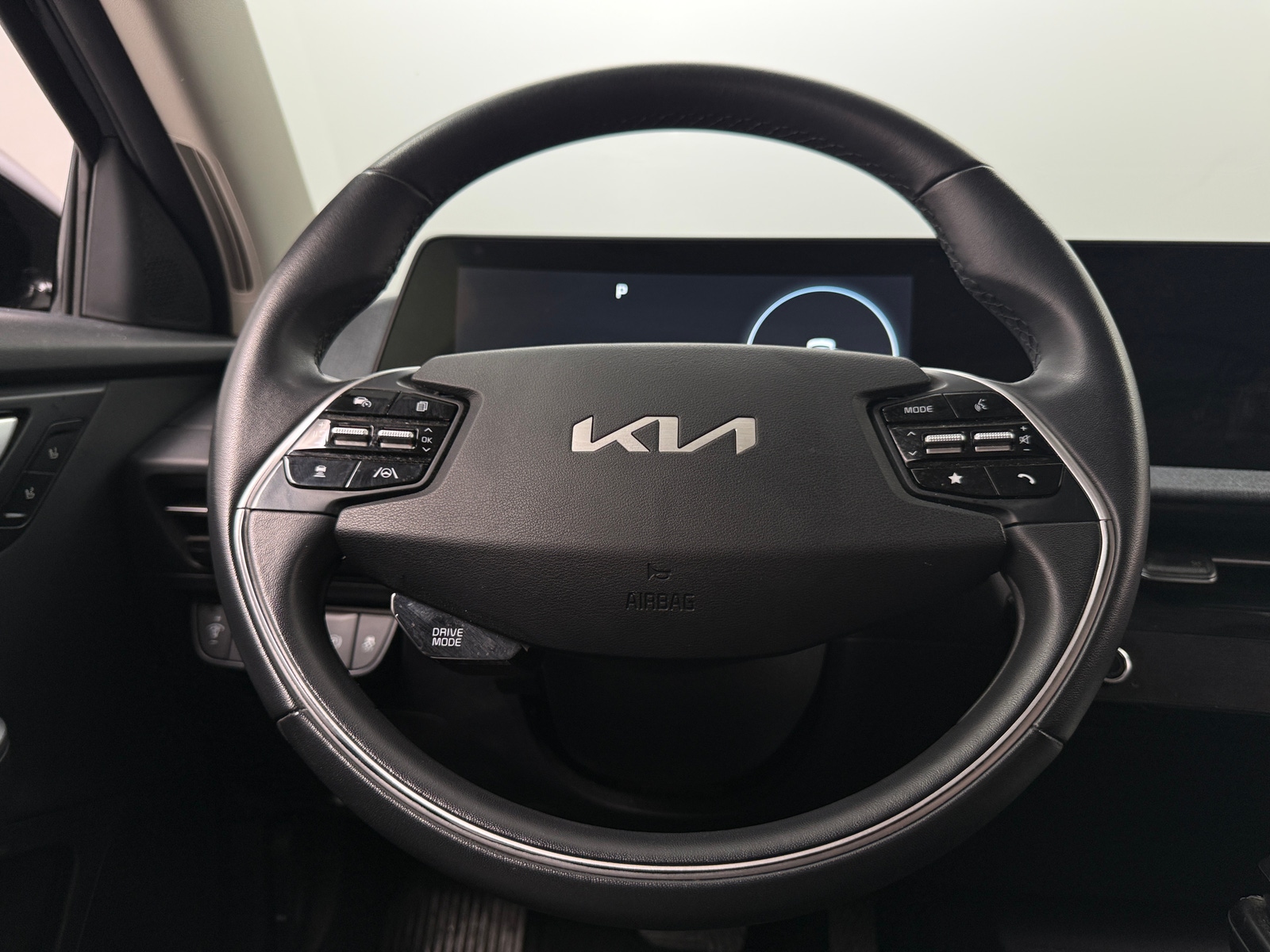 Thumbnail: 2024 Kia EV6 - 5