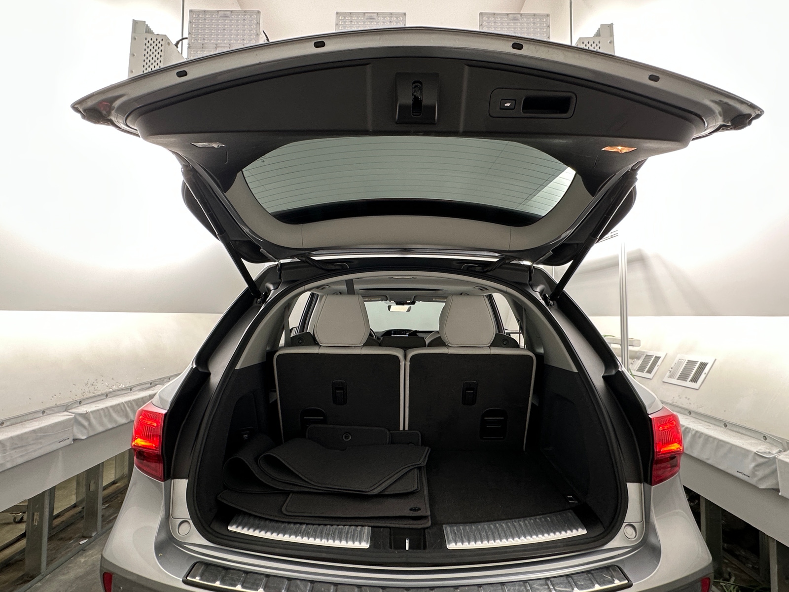 Thumbnail: 2019 Acura MDX - 6