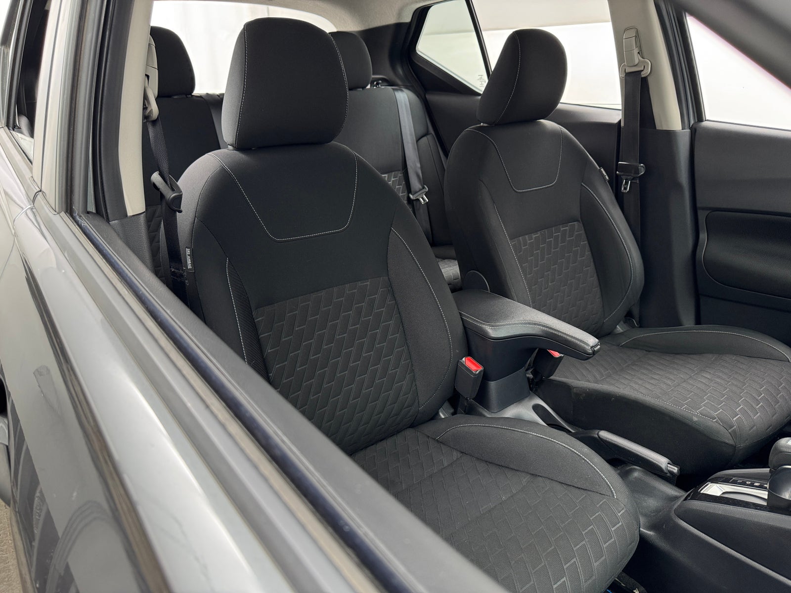 Thumbnail: 2021 Nissan Kicks - 2