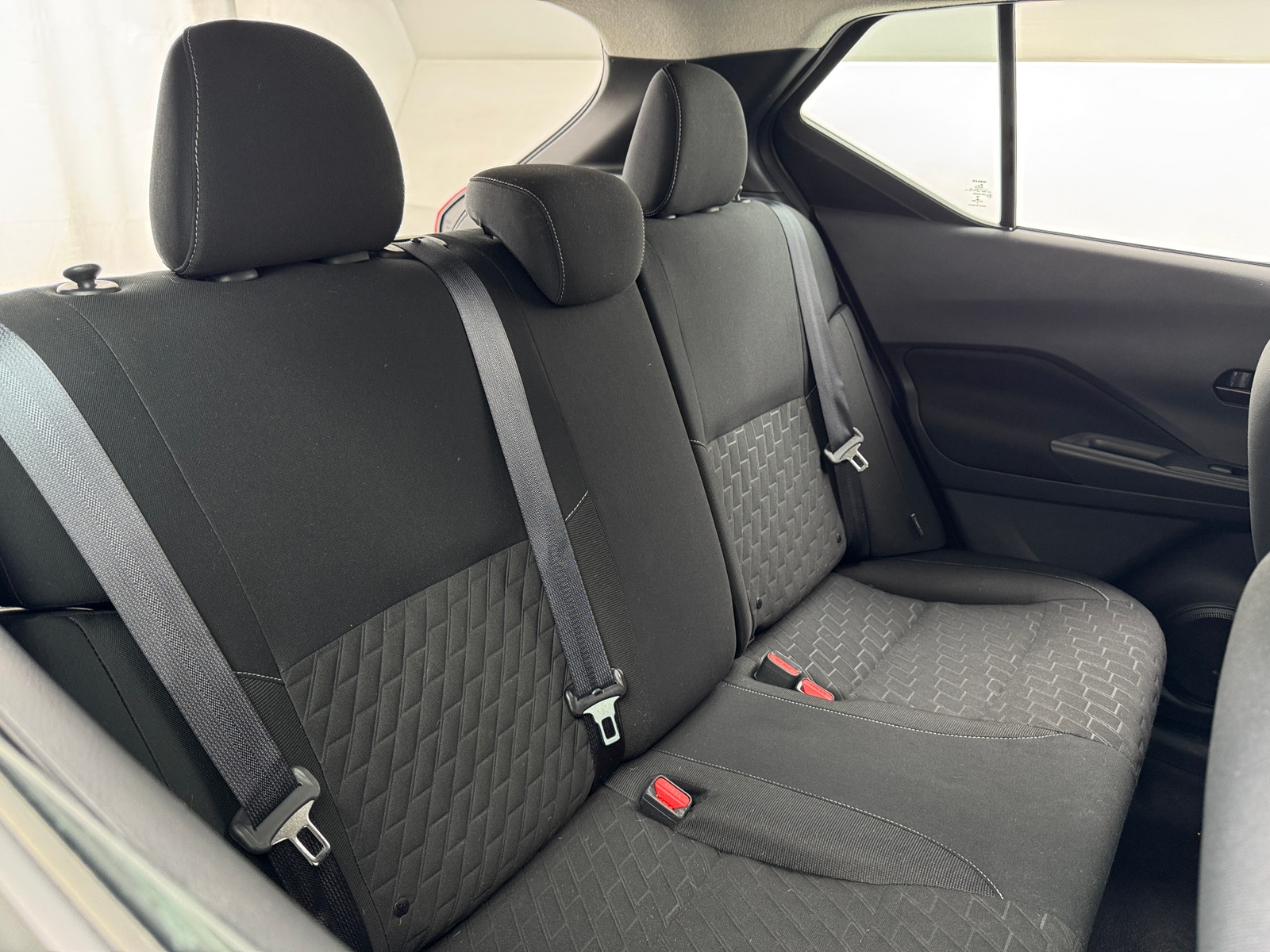 Thumbnail: 2021 Nissan Kicks - 6