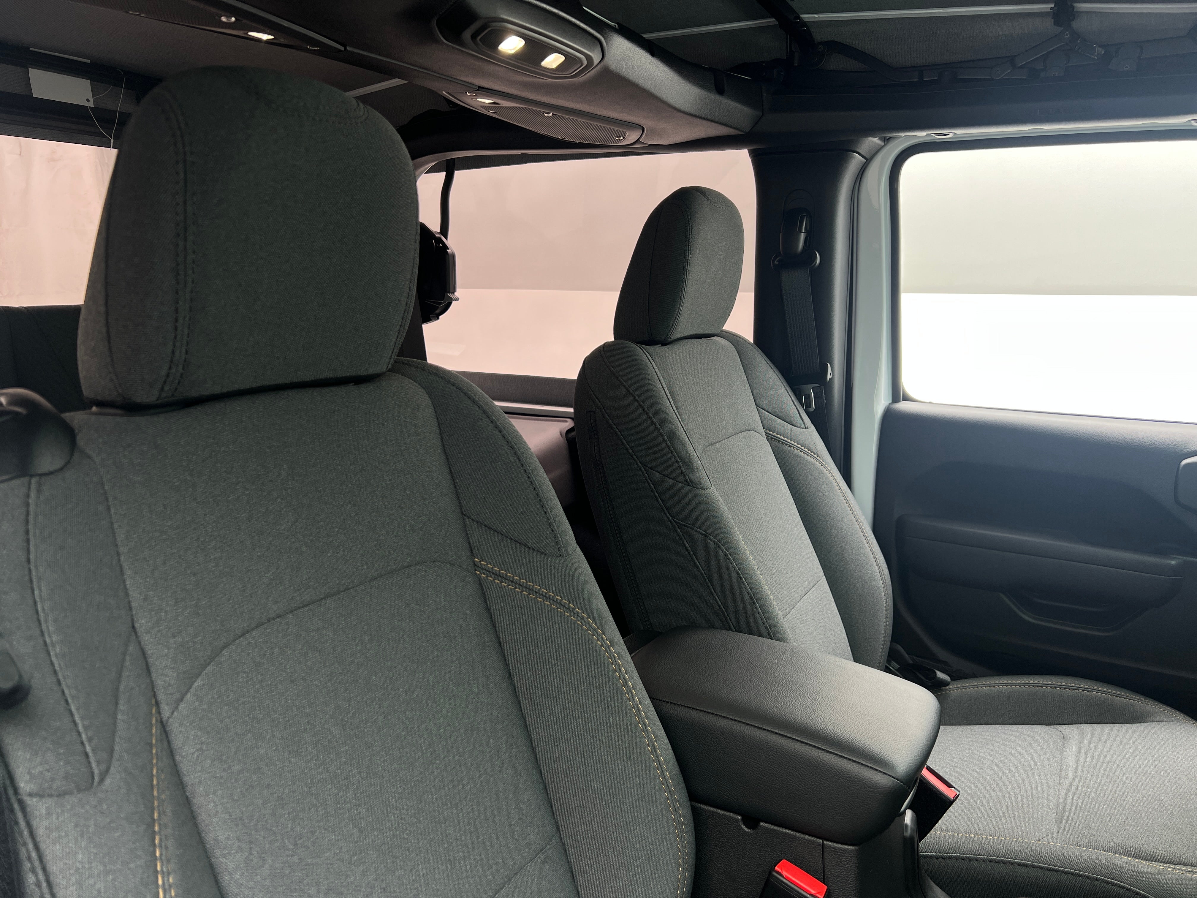 2026 Jeep Wrangler Sport S's photo