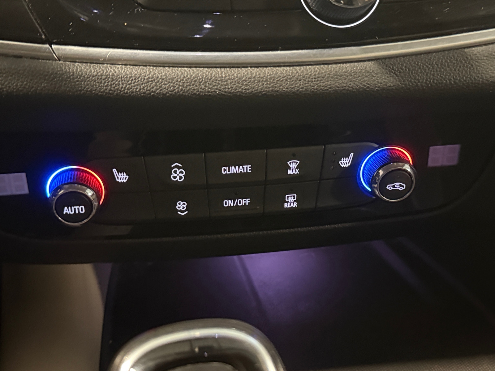 Thumbnail: 2019 Buick Enclave - 3