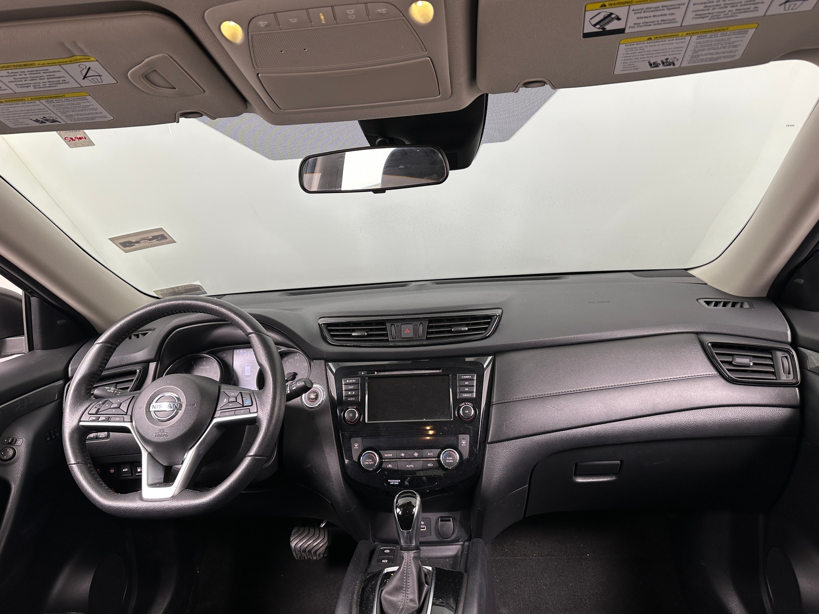 Thumbnail: 2019 Nissan Rogue - 3